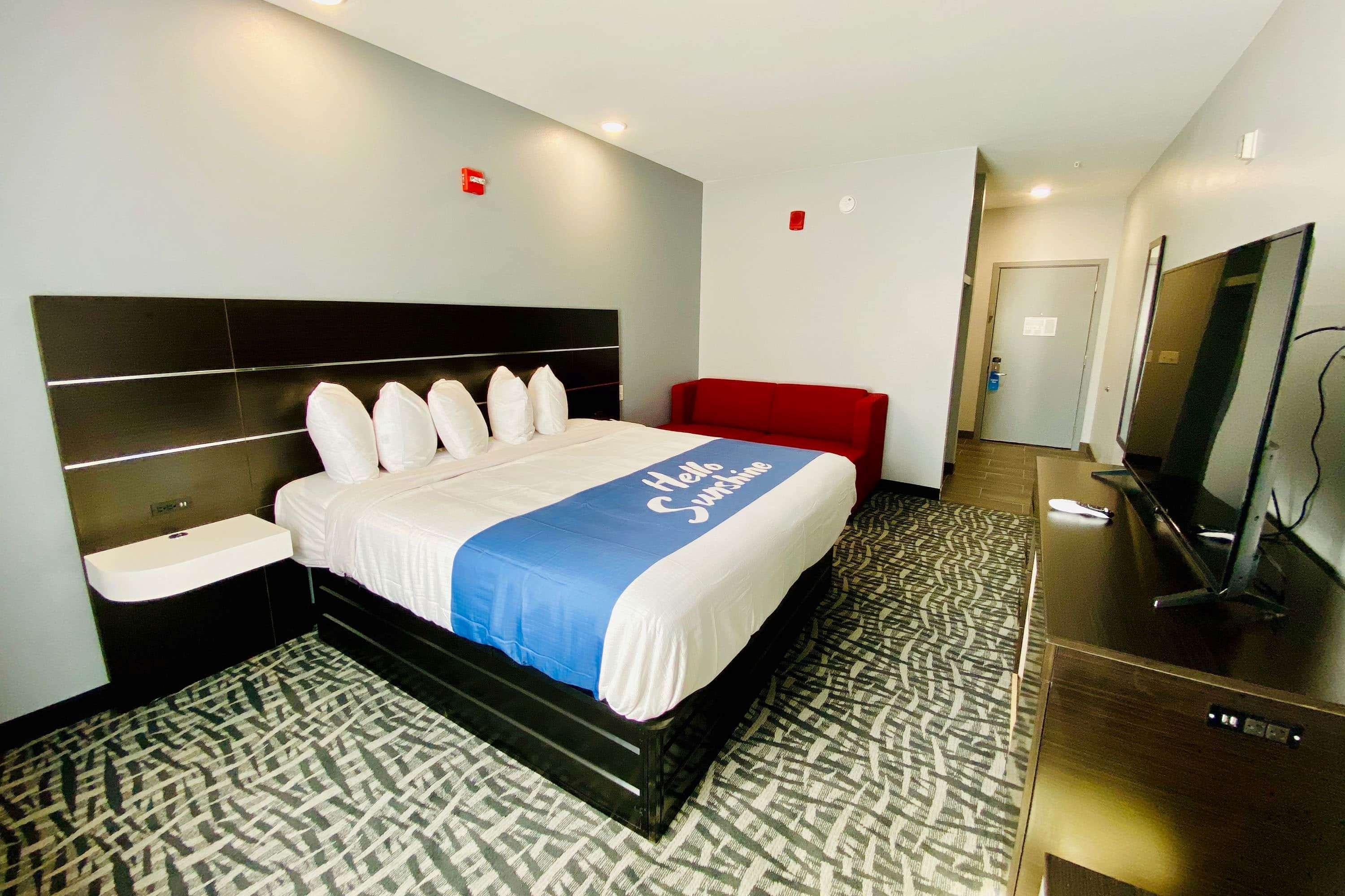 Days Inn & Suites By Wyndham Horn Lake - Memphis Graceland Esterno foto