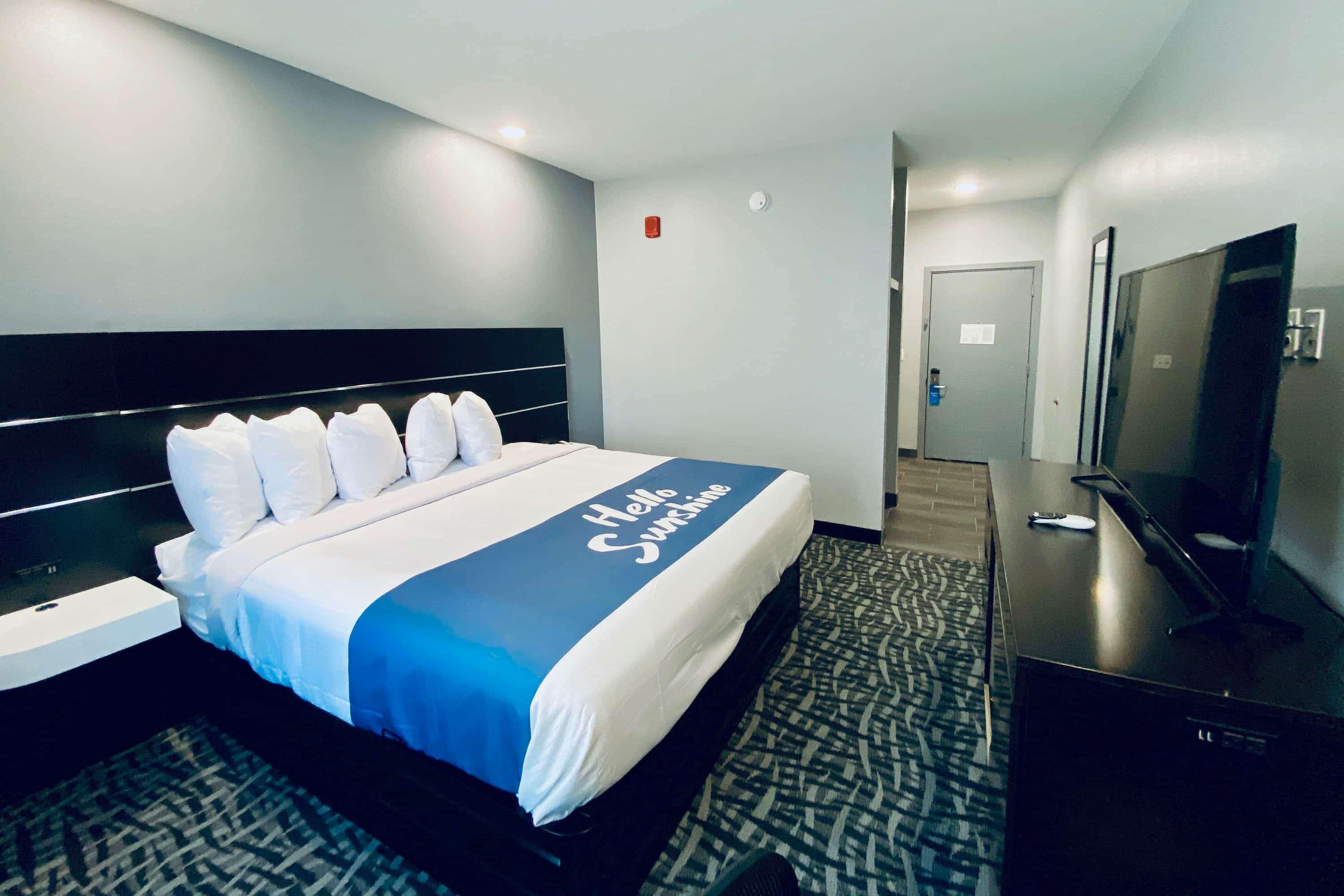 Days Inn & Suites By Wyndham Horn Lake - Memphis Graceland Esterno foto