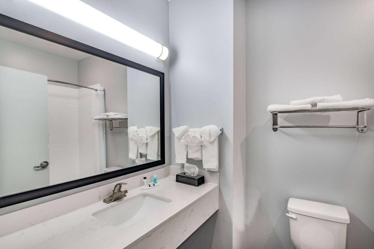 Days Inn & Suites By Wyndham Horn Lake - Memphis Graceland Esterno foto