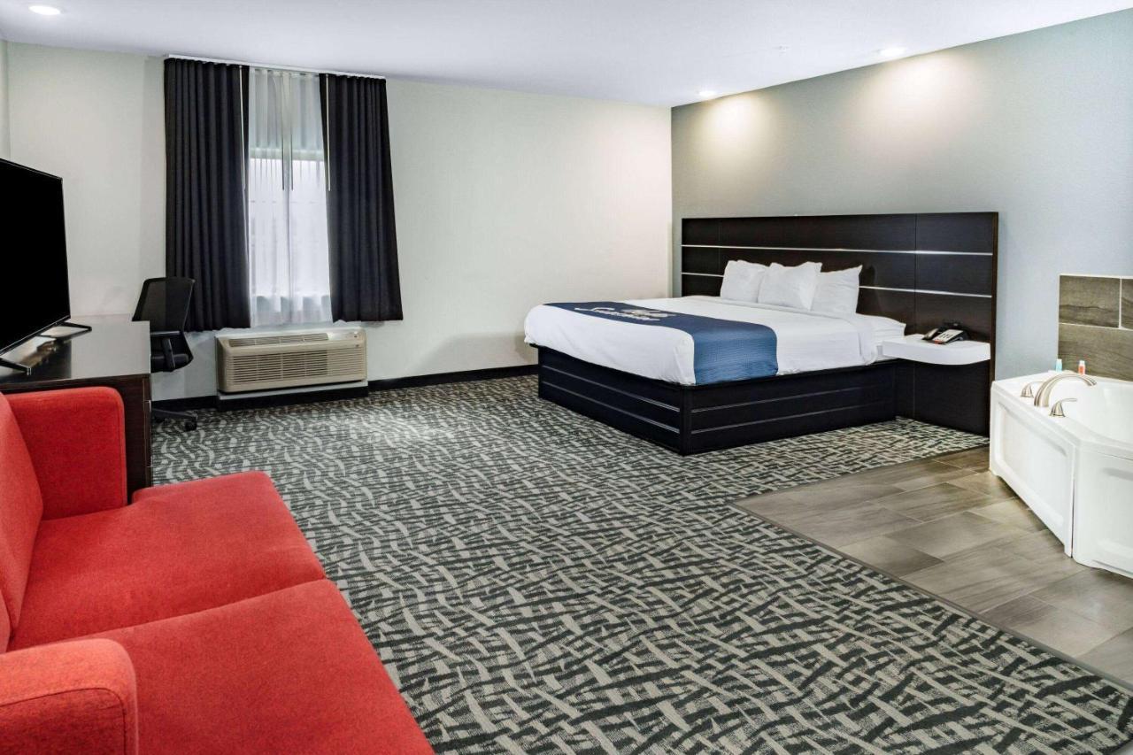 Days Inn & Suites By Wyndham Horn Lake - Memphis Graceland Esterno foto